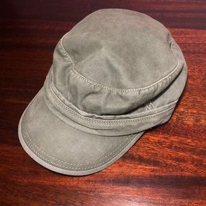 ABERCROMBIE AND FITCH HAT